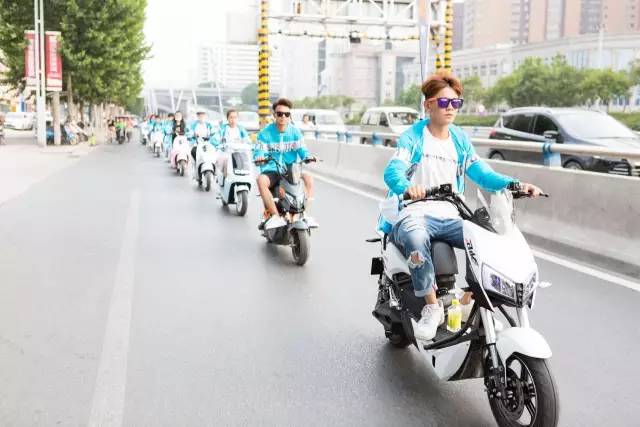 突发！300亿电动自行车龙头爱玛科技实控人被留置、立案调查，怎么了？