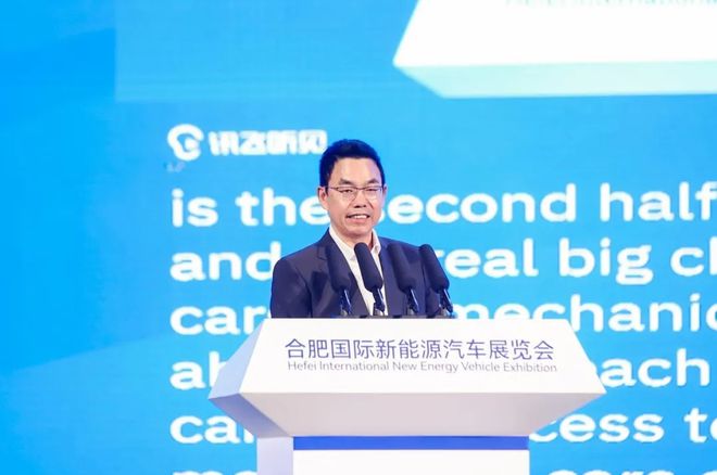 AI化成汽车产业新战略支点！车企高管：智能化才是真正的大战