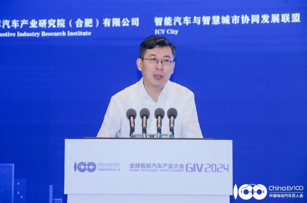 AI化成汽车产业新战略支点！车企高管：智能化才是真正的大战